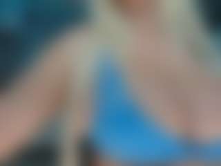 adrianna777's Live Sex Cam Show
