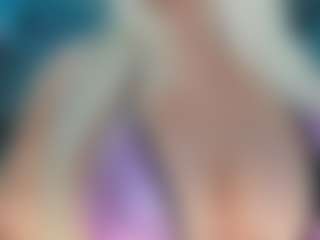 adrianna777's Live Sex Cam Show