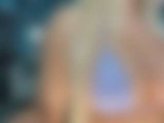 adrianna777's Live Sex Cam Show