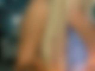 adrianna777's Live Sex Cam Show