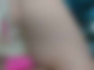 adrianna777's Live Sex Cam Show