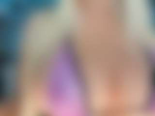 adrianna777's Live Sex Cam Show