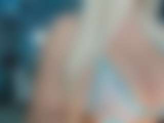 adrianna777's Live Sex Cam Show