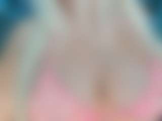 adrianna777's Live Sex Cam Show