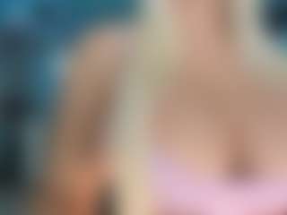adrianna777's Live Sex Cam Show