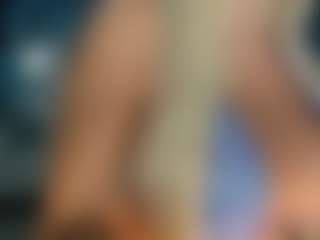 adrianna777's Live Sex Cam Show