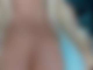 adrianna777's Live Sex Cam Show