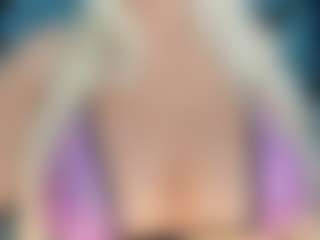 adrianna777's Live Sex Cam Show