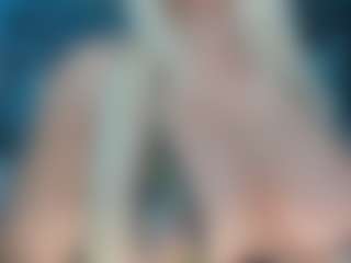 adrianna777's Live Sex Cam Show