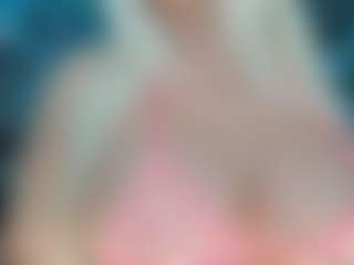 adrianna777's Live Sex Cam Show