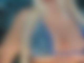 adrianna777's Live Sex Cam Show