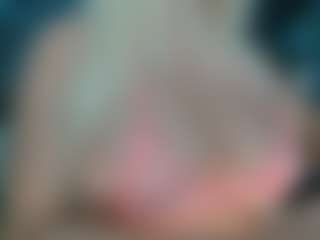 adrianna777's Live Sex Cam Show