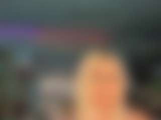 adrianna777's Live Sex Cam Show