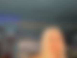 adrianna777's Live Sex Cam Show