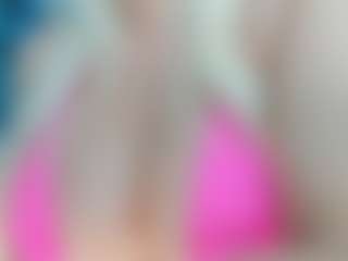 adrianna777's Live Sex Cam Show