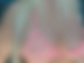 adrianna777's Live Sex Cam Show