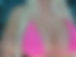 adrianna777's Live Sex Cam Show