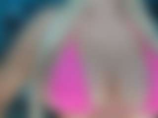adrianna777's Live Sex Cam Show