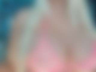 adrianna777's Live Sex Cam Show
