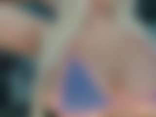 adrianna777's Live Sex Cam Show