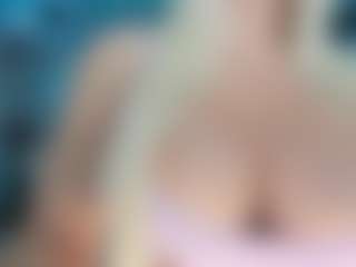 adrianna777's Live Sex Cam Show