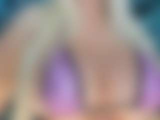 adrianna777's Live Sex Cam Show