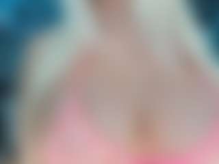 adrianna777's Live Sex Cam Show