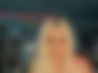 adrianna777's Live Sex Cam Show
