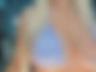 adrianna777's Live Sex Cam Show