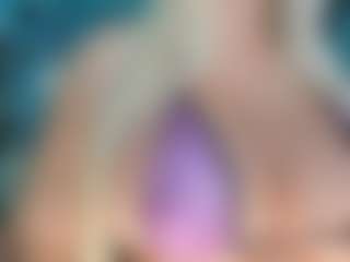 adrianna777's Live Sex Cam Show