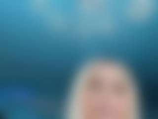 adrianna777's Live Sex Cam Show