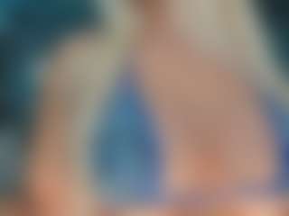 adrianna777's Live Sex Cam Show