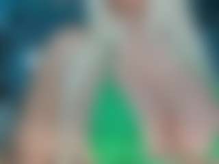 adrianna777's Live Sex Cam Show