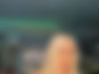 adrianna777's Live Sex Cam Show