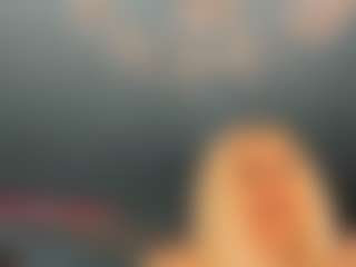 adrianna777's Live Sex Cam Show