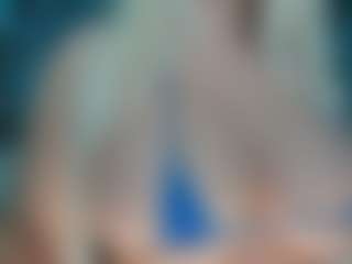 adrianna777's Live Sex Cam Show