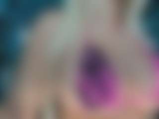 adrianna777's Live Sex Cam Show