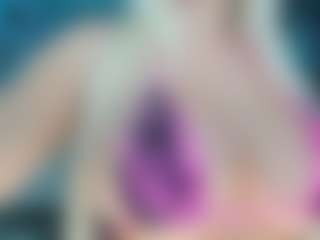 adrianna777's Live Sex Cam Show