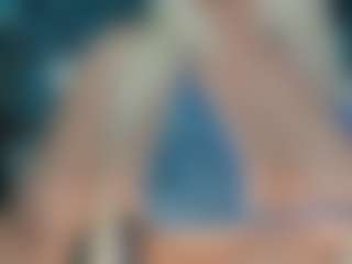 adrianna777's Live Sex Cam Show