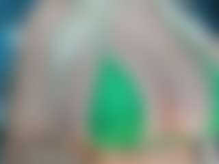 adrianna777's Live Sex Cam Show