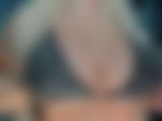 adrianna777's Live Sex Cam Show