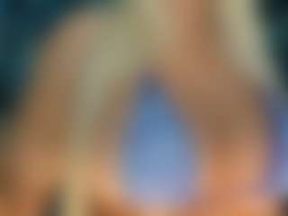 adrianna777's Live Sex Cam Show