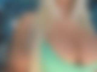 adrianna777's Live Sex Cam Show