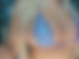 adrianna777's Live Sex Cam Show