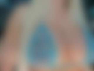 adrianna777's Live Sex Cam Show