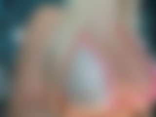 adrianna777's Live Sex Cam Show