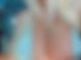 adrianna777's Live Sex Cam Show