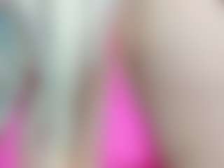 adrianna777's Live Sex Cam Show