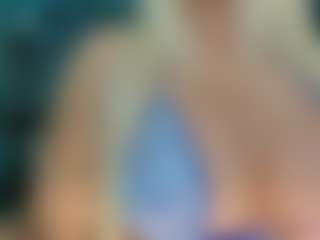 adrianna777's Live Sex Cam Show
