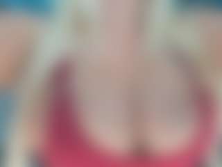 adrianna777's Live Sex Cam Show